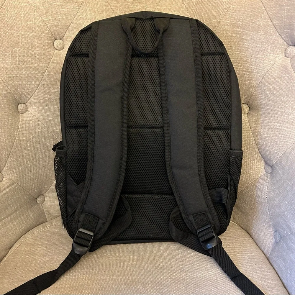 {PUMA} black and white full size backpack NWT - Picture 7 of 8